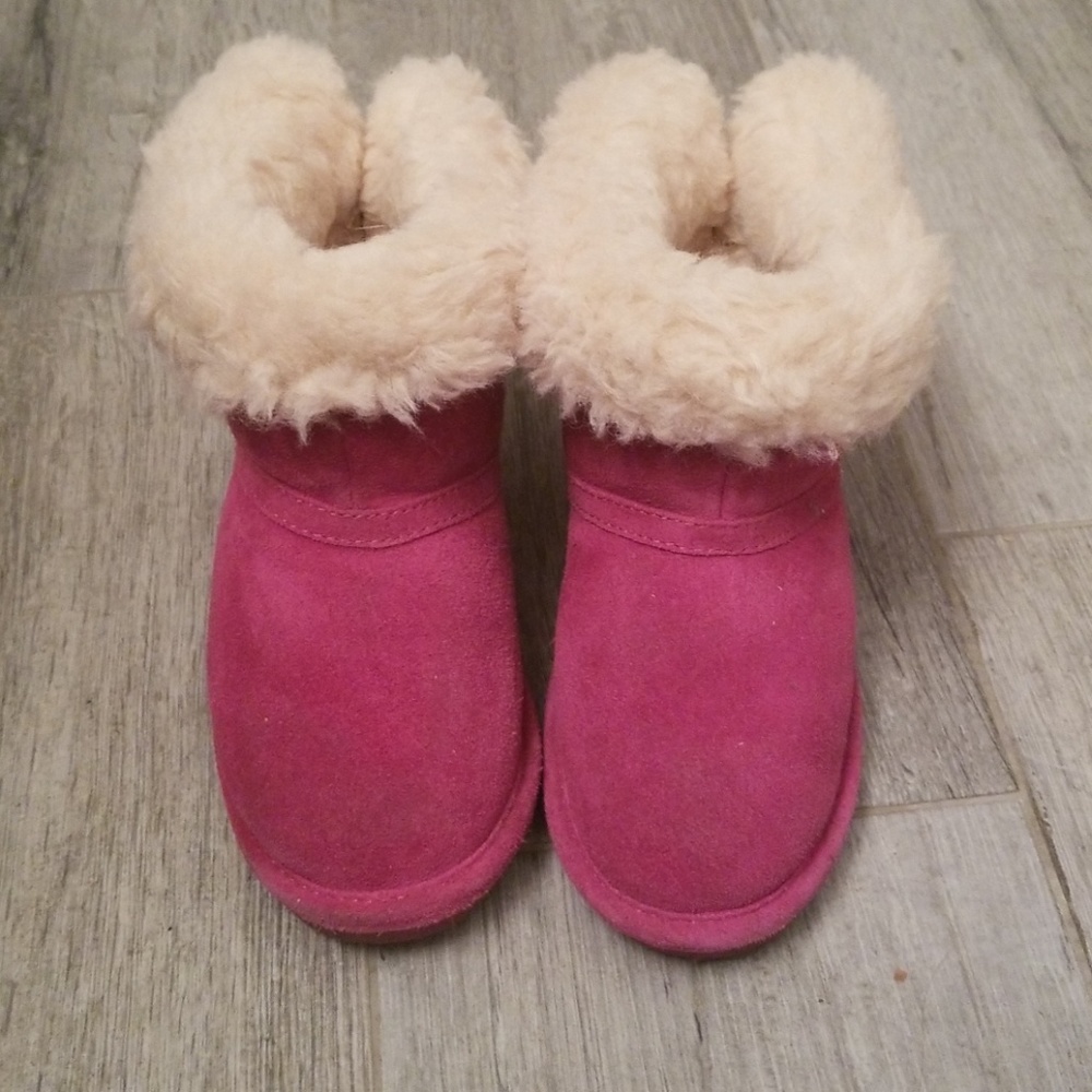 BEARPAW sheepskin boots 💝💝💝